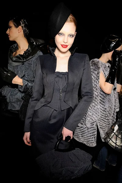 Look 13